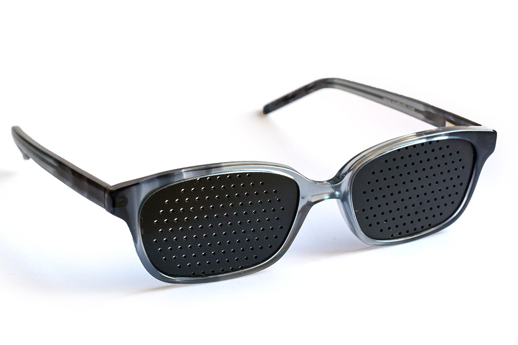 The Eyebody Pinhole Glasses (grey frame) Eyebody